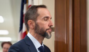 Smith To Testify Before House