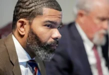 Democrat Mayor Enters Please After FBI Arrest