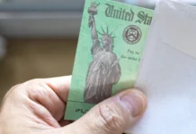 Trump Sends Massive $500 Checks To Nearly 1 Million Americans